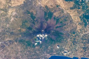 It_s_impossible_to_explain_how_a_Sicilian_feels_about_Mt_Etna_fullwidth